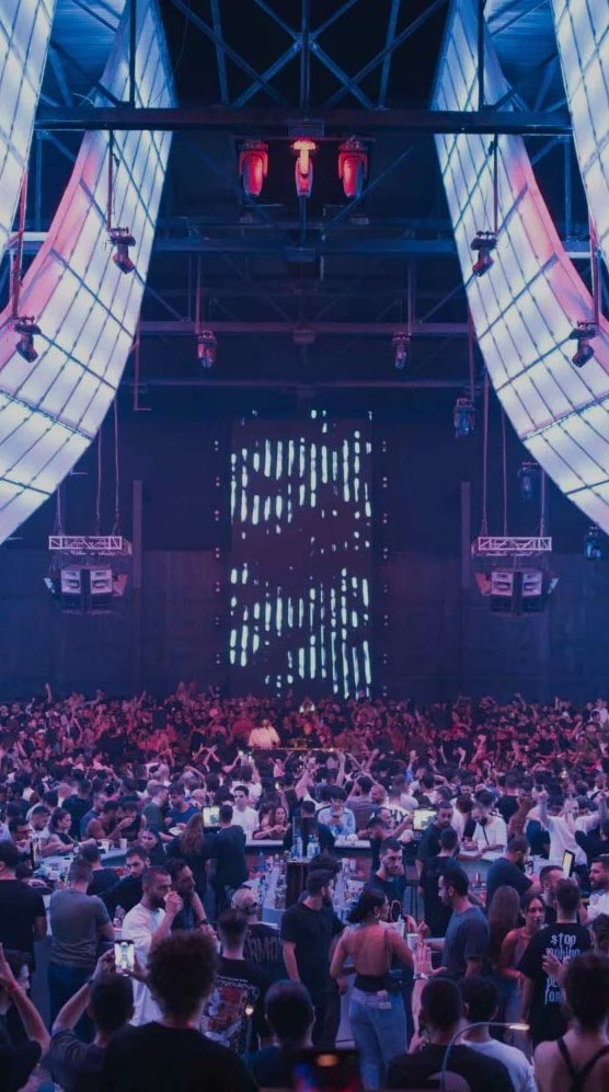 Large scale acoustic intimacy